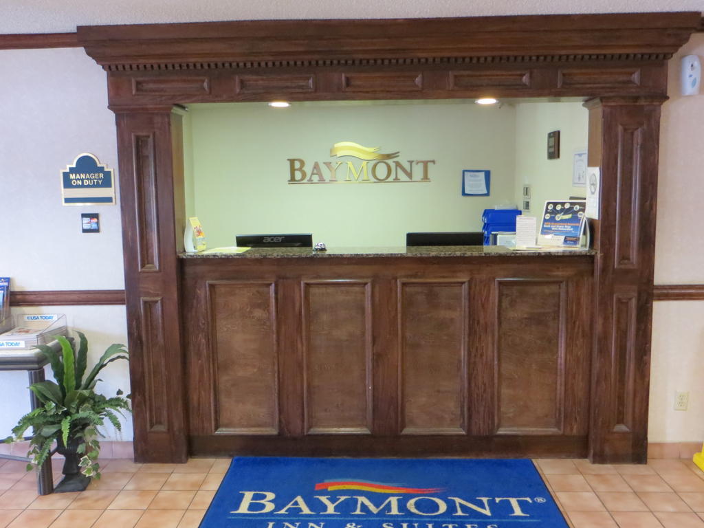 Baymont By Wyndham Kalamazoo West Buitenkant foto